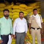 बलरामपुर में 1150 बोरी अवैध यूरिया जब्त, गोदाम सील