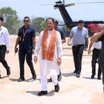मुख्यमंत्री साय ग्राम भैंसामुड़ा क्रिकेट मैदान पहुंचे