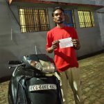 सड़क पर स्टंटबाजी और दोपहिया पर चार सवारी पड़ी महंगी